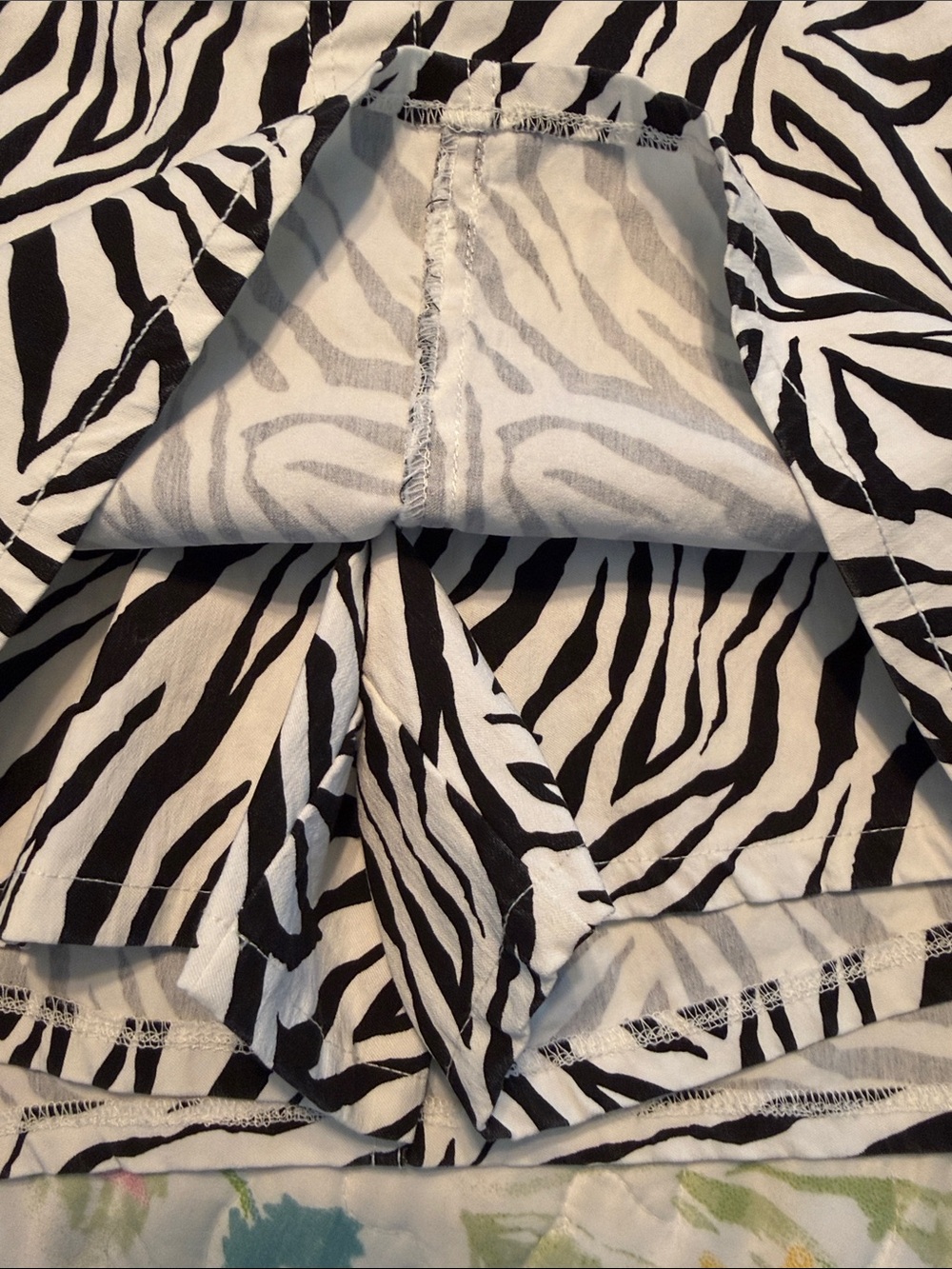 Attyre Zebra Print Skort- Black & White - Picture 4 of 5